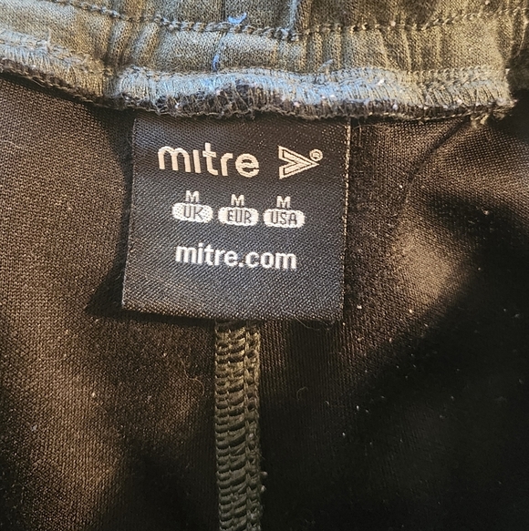 Mitre Men's Green Medium Jogger Sweatpants - Picture 13 of 13